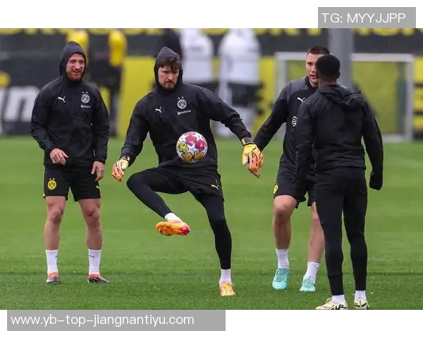 多特蒙德计划引援边后卫聚勒格罗斯厄兹詹或将离队 多特蒙德计划引援边后卫聚勒格罗斯厄兹詹或将离队