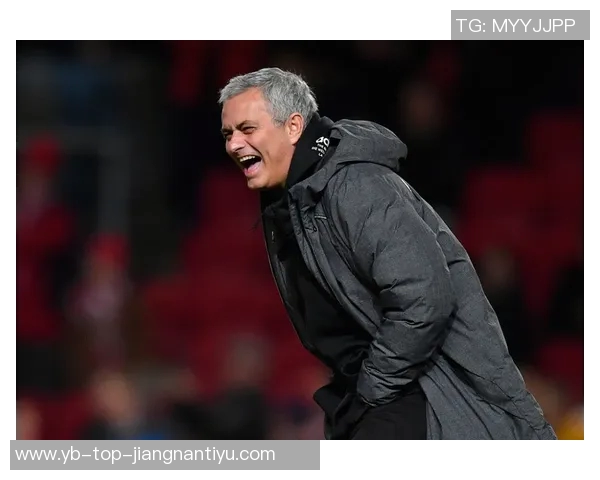 维尼修斯分享巴伊亚度假美照展现时尚魅力仿佛置身普拉达世界