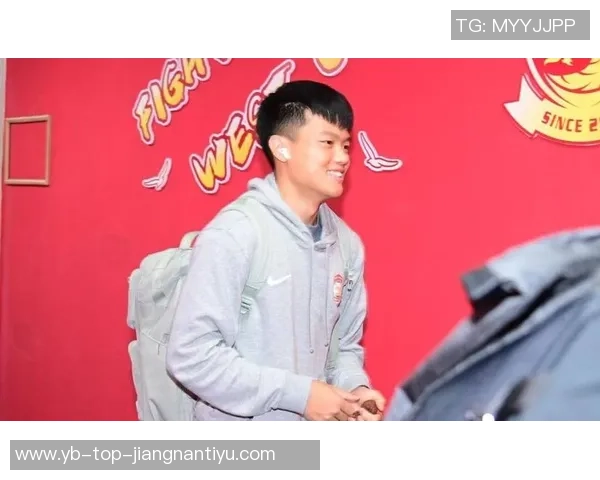 杨希转会费143万欧或成本土标王总额约1170万人民币引发关注